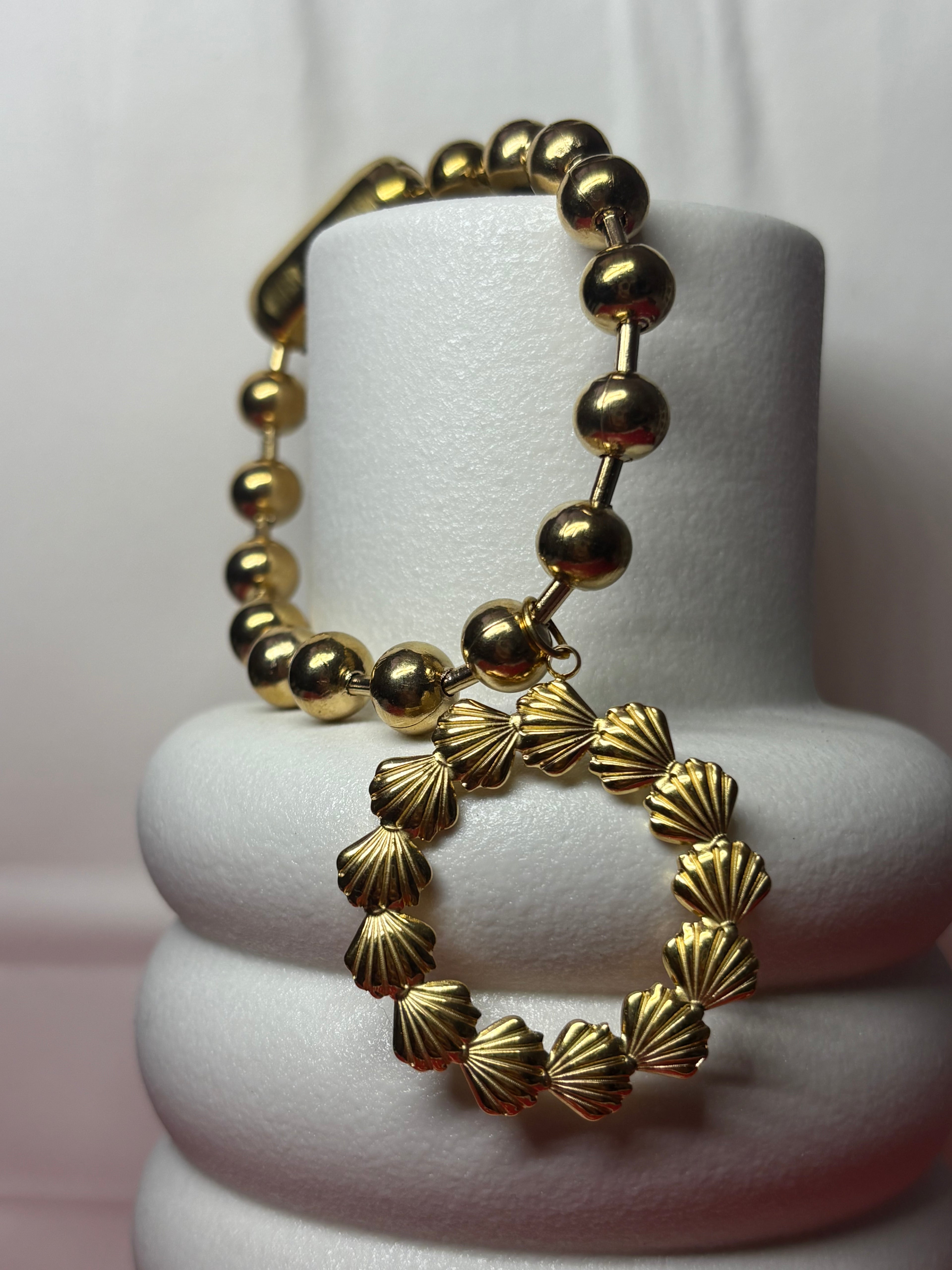 Ball bracelet gold (charms)