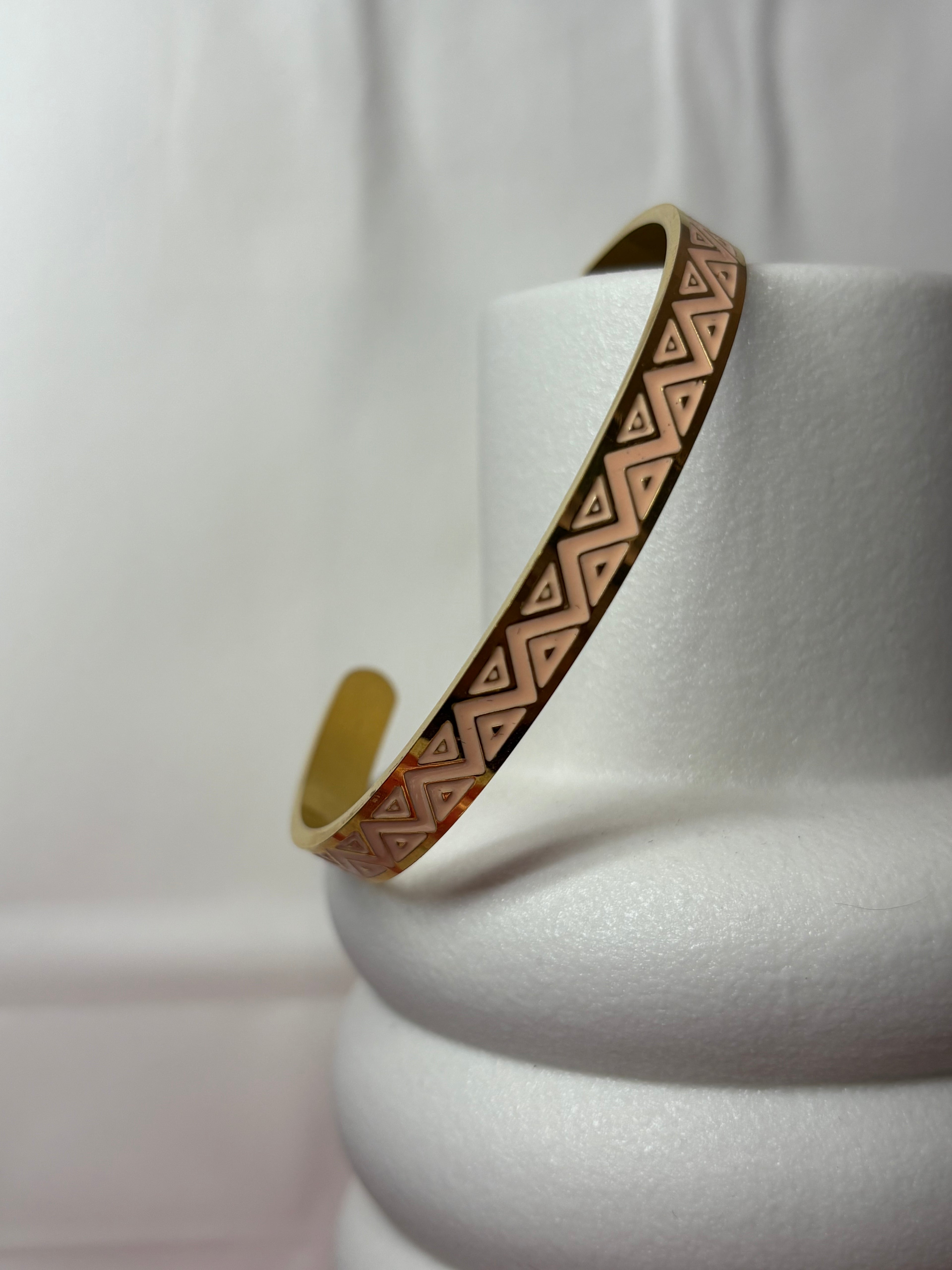 Brazalete ajustable